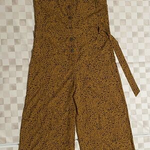 SHEIN Brown Jumpsuit Chic and Versatile